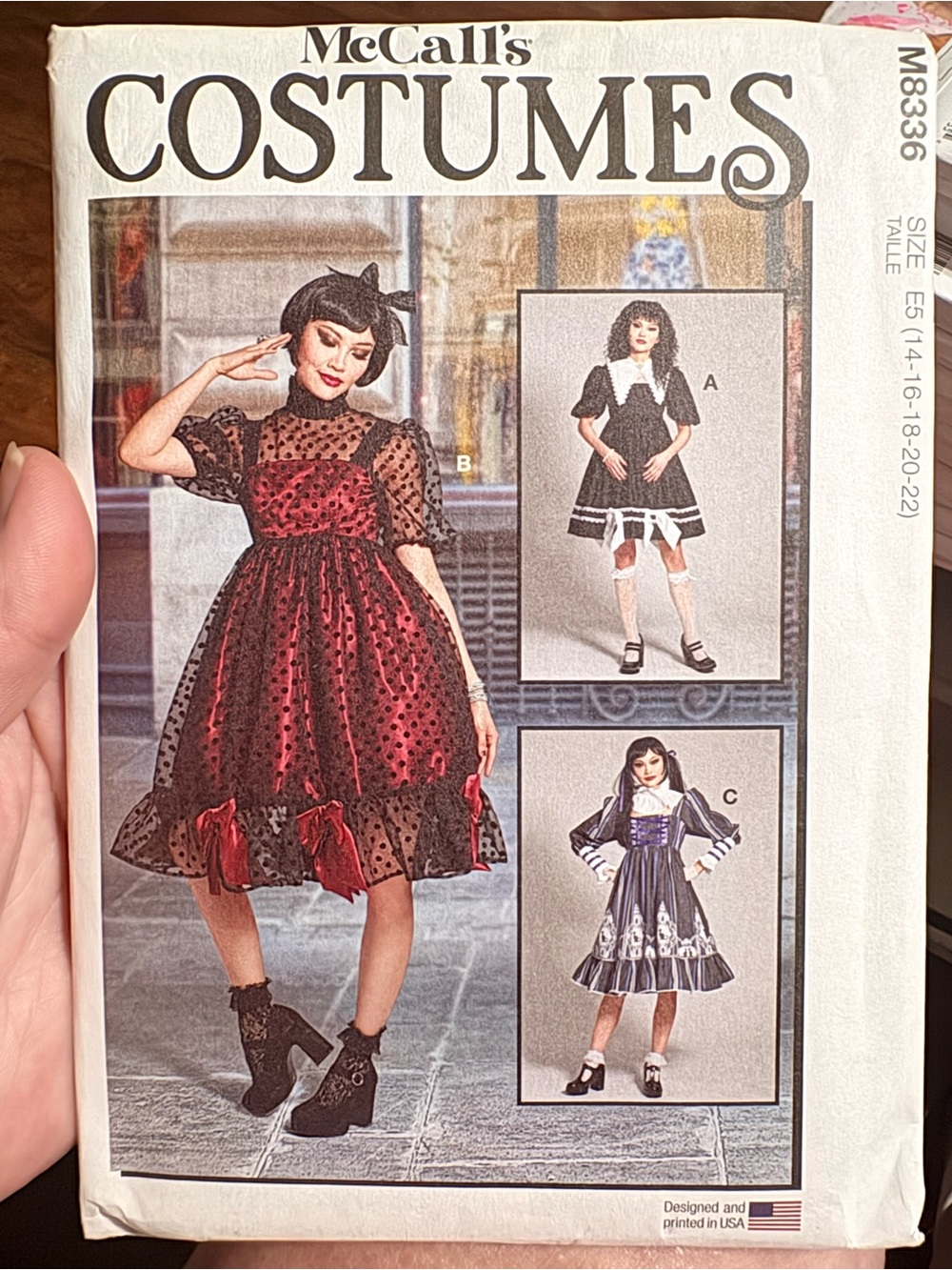 BN UNCUT MCCALLS 8336 E5 PLUS SIZE SEWING PATTERNS HALLOWEEN COSTUMES